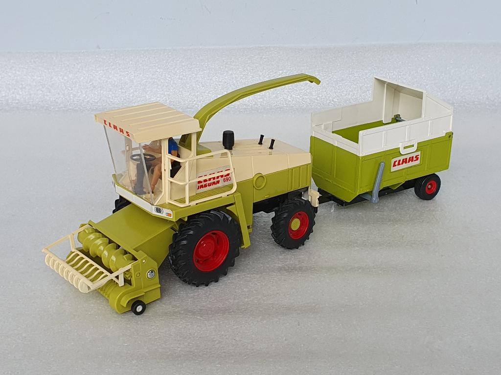 Britains: Jaguar 690 Forest Harvester + Tipping Trailer, Hobby & Loisirs créatifs, Voitures miniatures | 1:32, Enlèvement ou Envoi