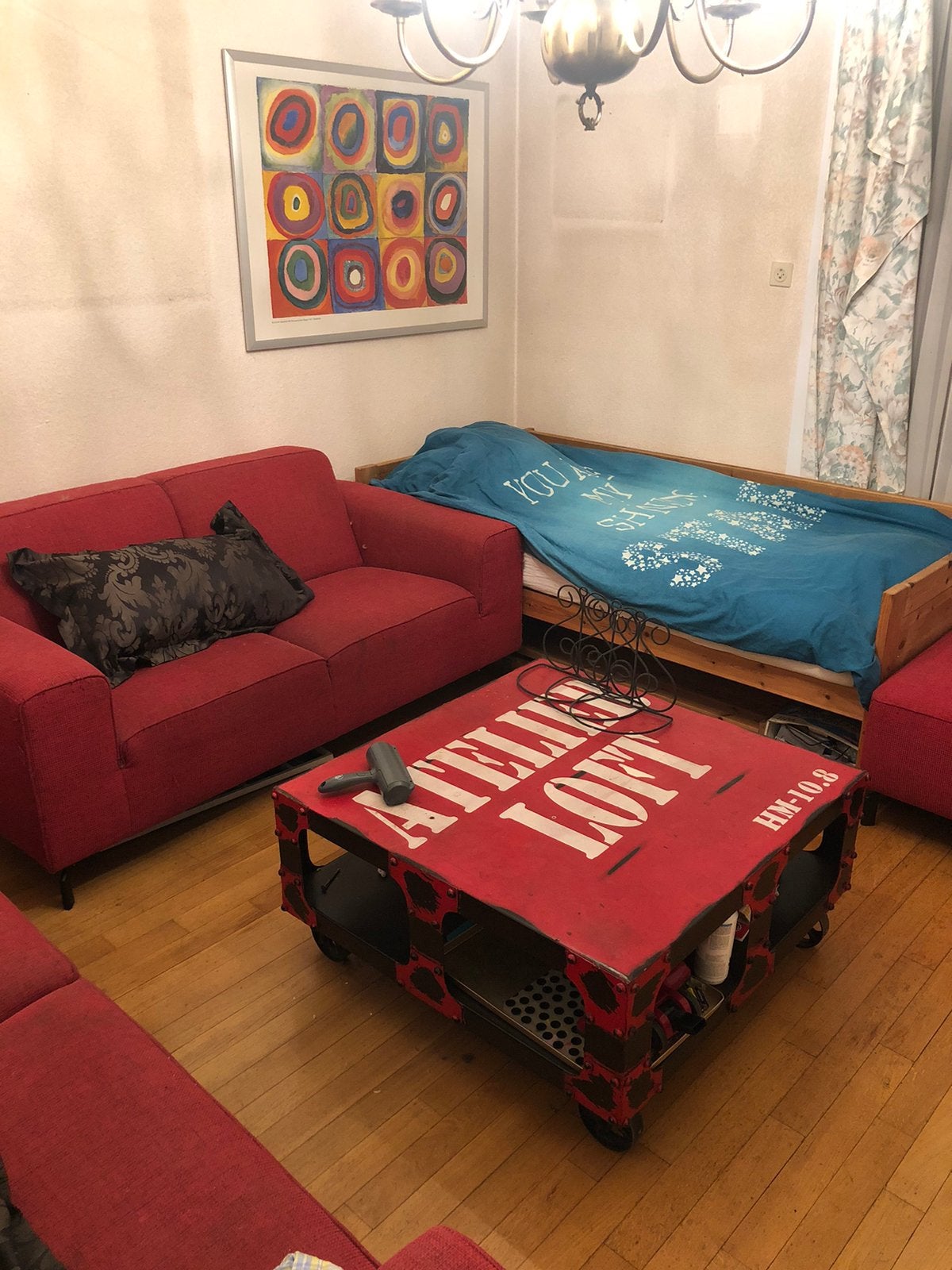 Vintage Salontafel rood, Huis en Inrichting, Tafels | Salontafels, Ophalen, 50 – 75, Zo goed als nieuw, Metaal