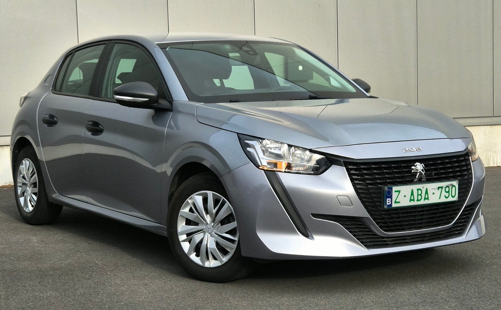 Peugeot 208 avec 75... km à essence et 2020, Autos, Peugeot, Argent ou Gris, Achat, Euro 6, Entreprise