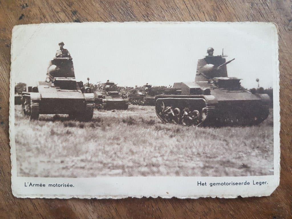 Carte postale Ceux qui veillent Soldat char militaire, Enlèvement ou Envoi, Armée de terre, Photo ou Poster