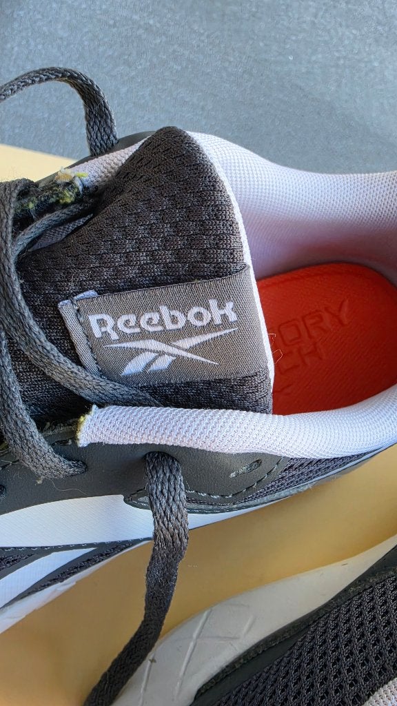 Reebok sneakers maat 42, Sport en Fitness, Ophalen, Zo goed als nieuw, Reebok