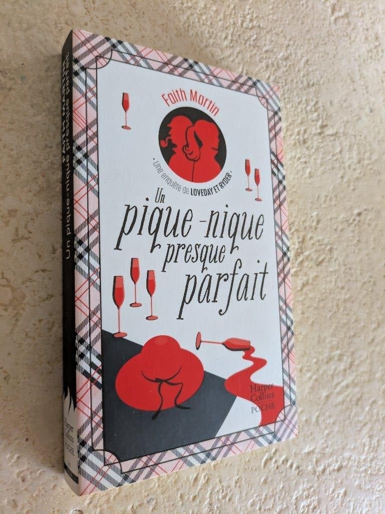 Un pique-nique presque parfait (Faith Martin)., Livres, Policiers, Faith Martin., Envoi, Adaptation télévisée, Comme neuf