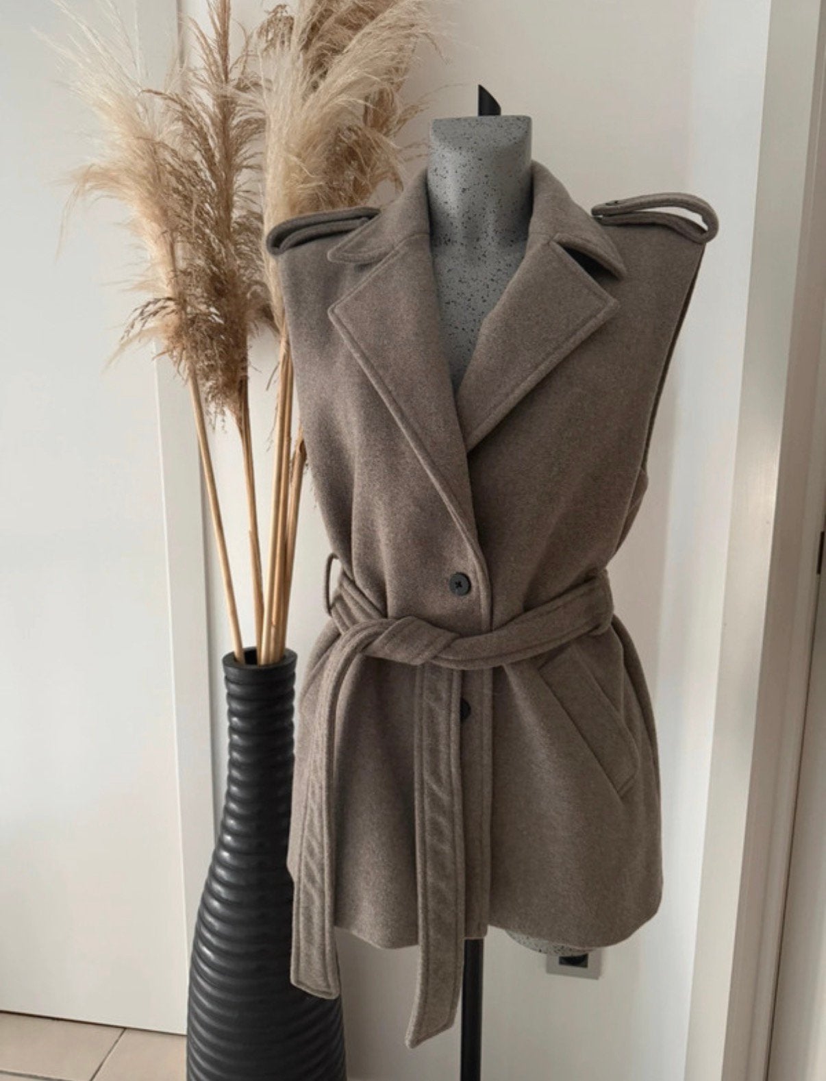 Gilet/ bodywarmer van Vero Moda, Ophalen of Verzenden, Nieuw, Maat 38/40 (M), Grijs
