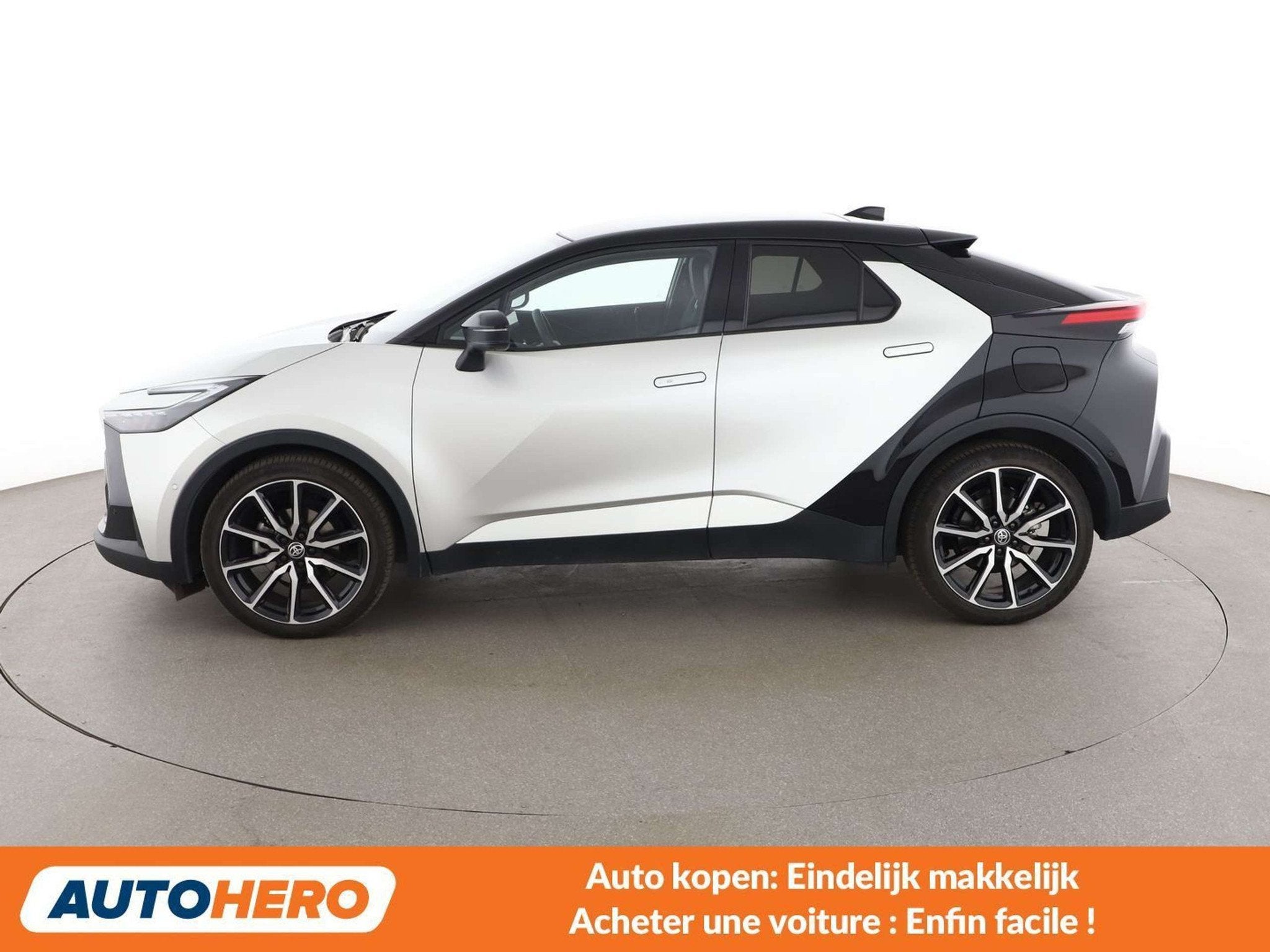 Toyota C-HR 2.0 Hybrid GR Sport AWD (automatique), Autos, Argent ou Gris, Euro 6, Alcantara, Noir