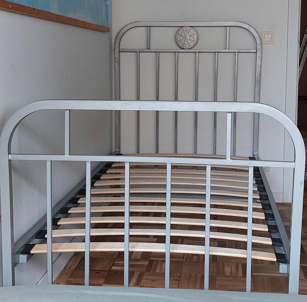 Metalen bedkader met lattenbodem 94cm B x 120cm H, 90 cm, Gris, Une personne, Enlèvement