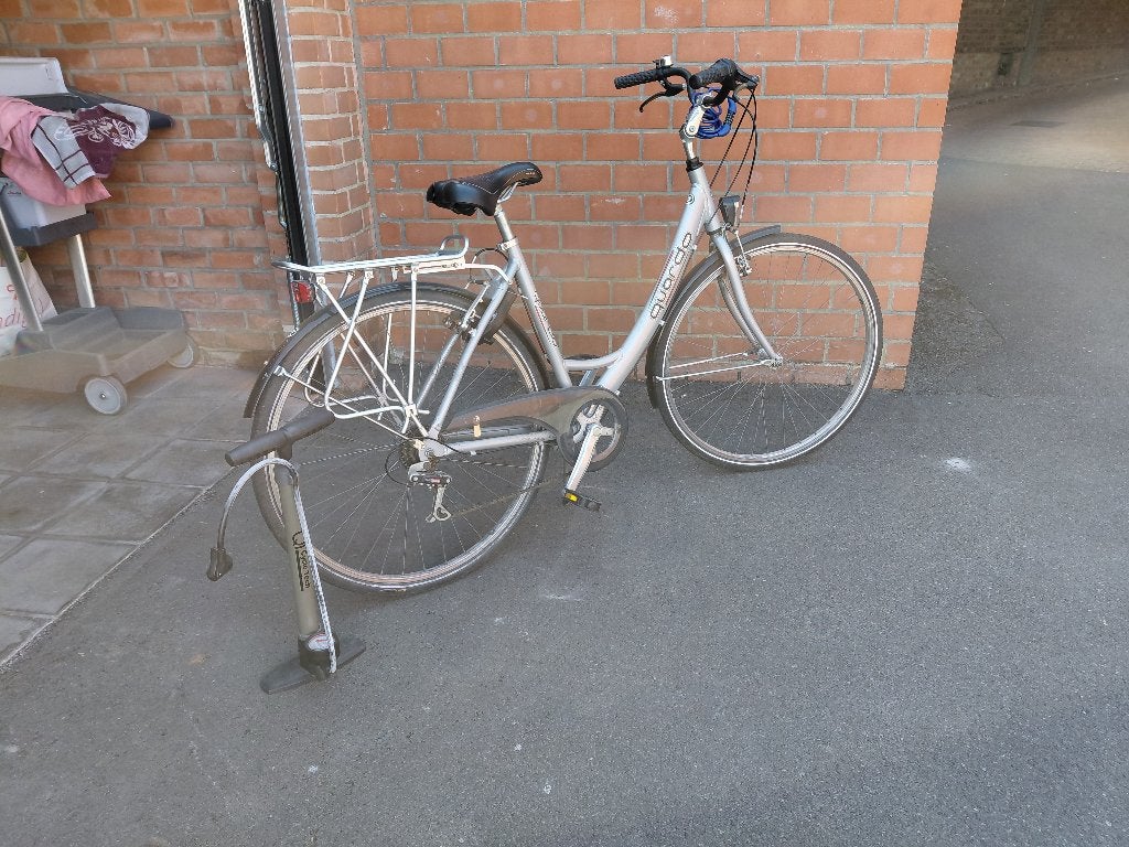 Quardo damesfiets, Fietsen en Brommers, 47 tot 50 cm, Ophalen, Gebruikt, Velgrem