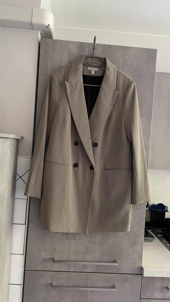 Blazer nieuw elegant taupe grijs H&M oversized M, Kleding | Dames, H&M, Kostuum of Pak, Nieuw, Ophalen of Verzenden