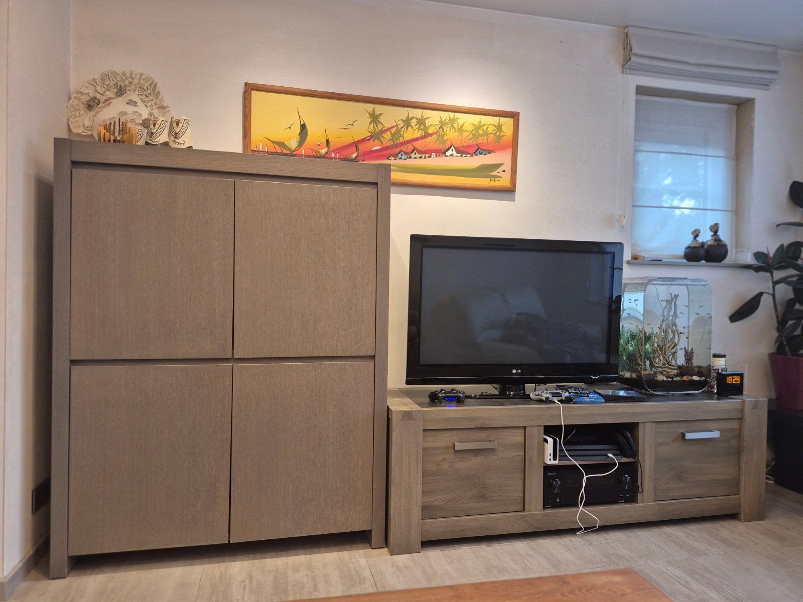 barkast / TV meubel, Huis en Inrichting, Kasten | Dressoirs, Ophalen, 100 tot 150 cm, Modern, landelijk, eenvoudig, 25 tot 50 cm