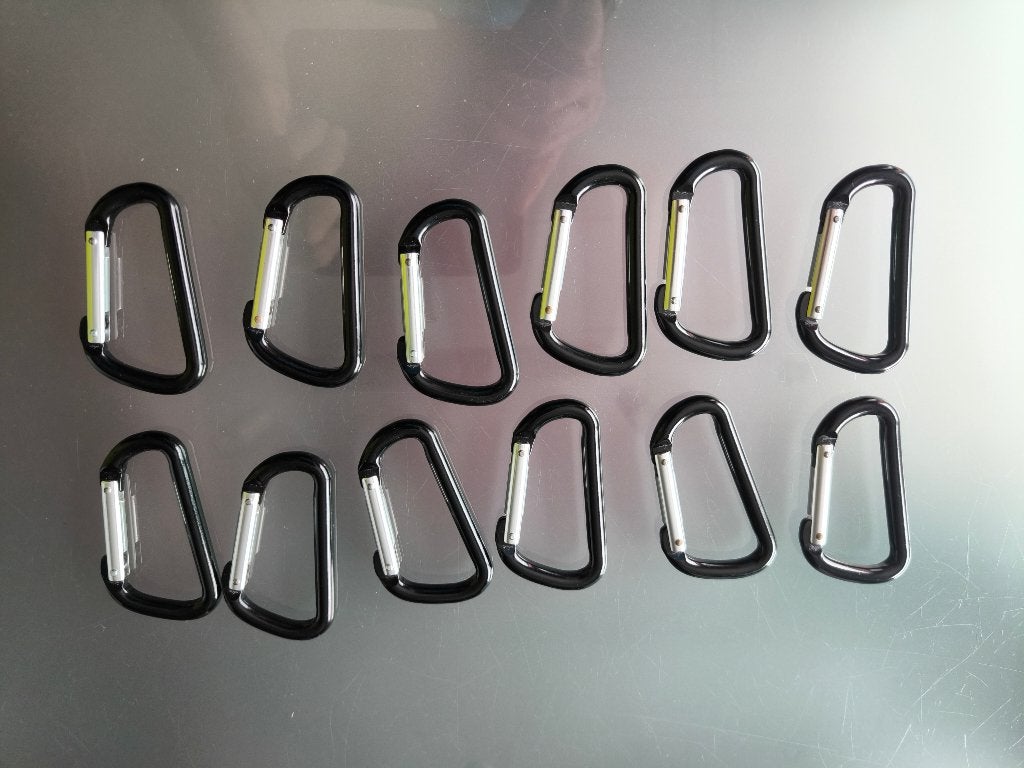 12 mousquetons (neufs), Enlèvement, Neuf