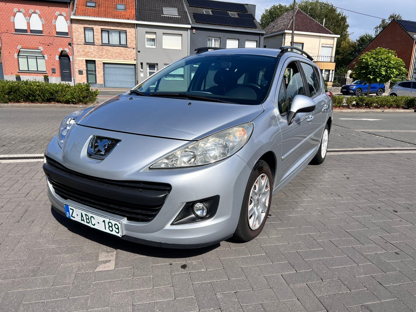 Peugeot 207sw 2011 benzine 128000km, Autos, Peugeot, Achat, Entreprise, Ordinateur de bord, Boîte manuelle