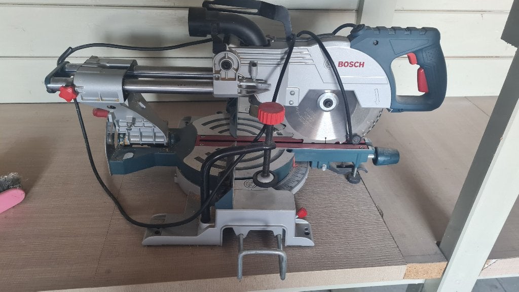 Cirkelzaag, Ophalen, Minder dan 30 mm, Cirkelzaag, Zo goed als nieuw
