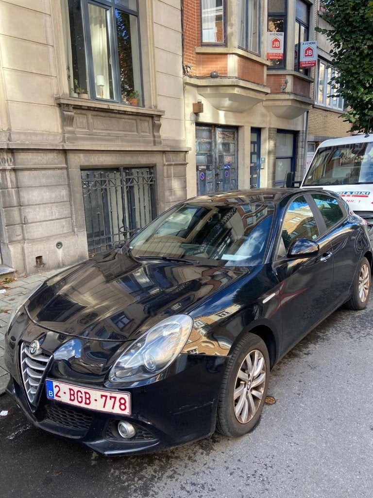 Alfa Romeo Giulietta Giulietta 1.6 JTDm, Autos, Achat, 4 portes, USB, Diesel