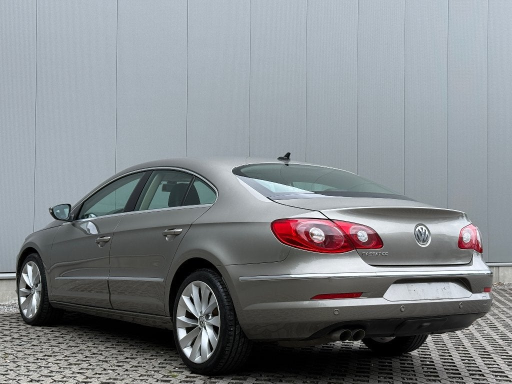 Volkswagen Passat CC 2.0 TDi Cruise Navi ParkSensor DigAirco, Autos, Euro 5, Passat CC, Beige, Entreprise