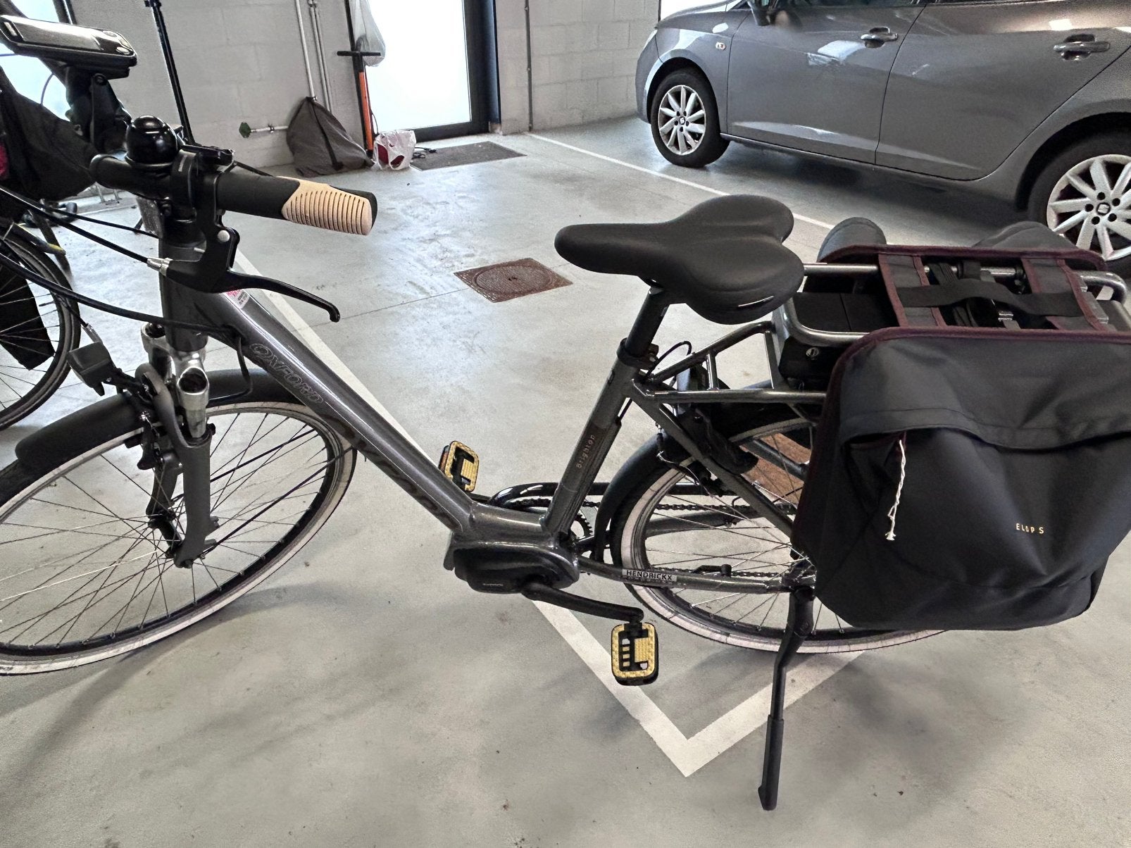 Electrische fiets, Fietsen en Brommers, Ophalen, Zo goed als nieuw