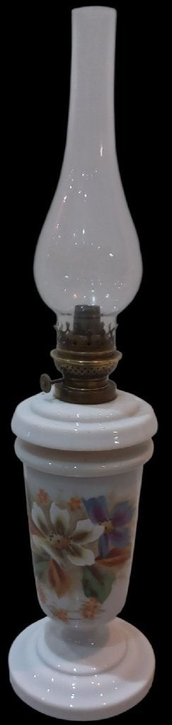 Lampe à pétrole ancienne en opaline., Antiquités & Art, Enlèvement