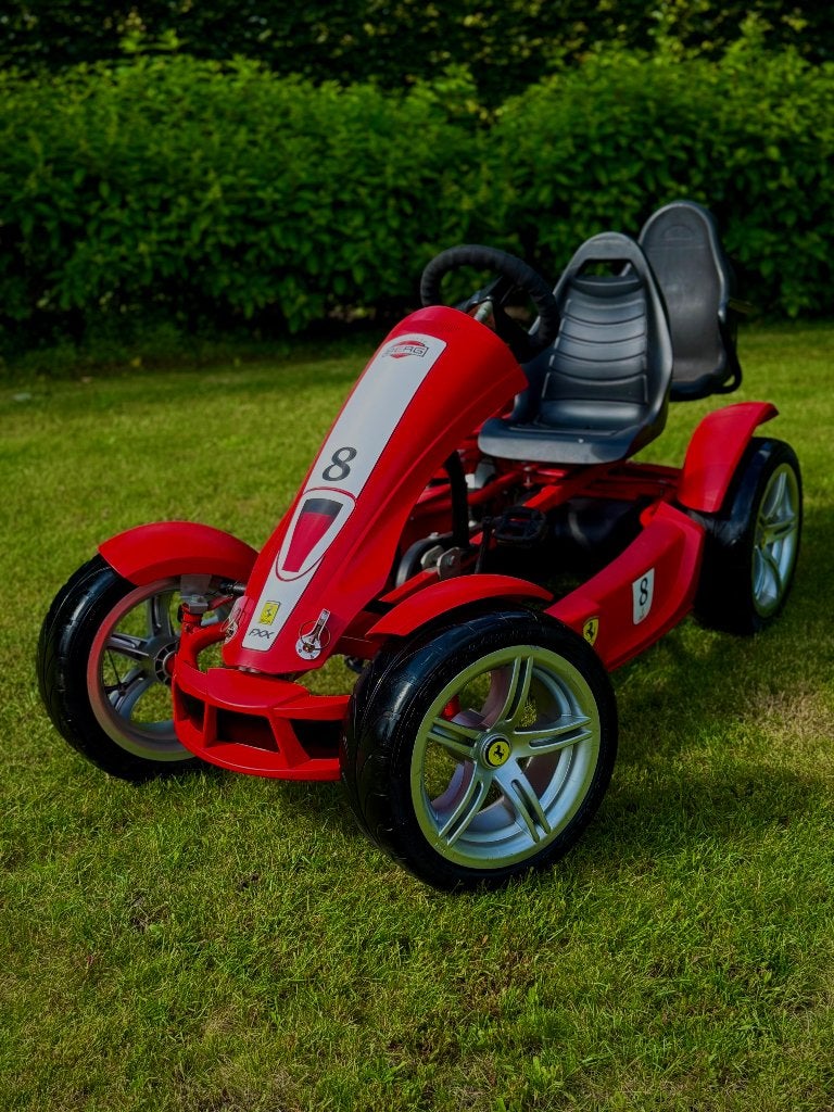 Exclusieve berg Ferrari gocart met versnellingen…, Kinderen en Baby's, Speelgoed | Buiten | Skelters, Ophalen, Zo goed als nieuw