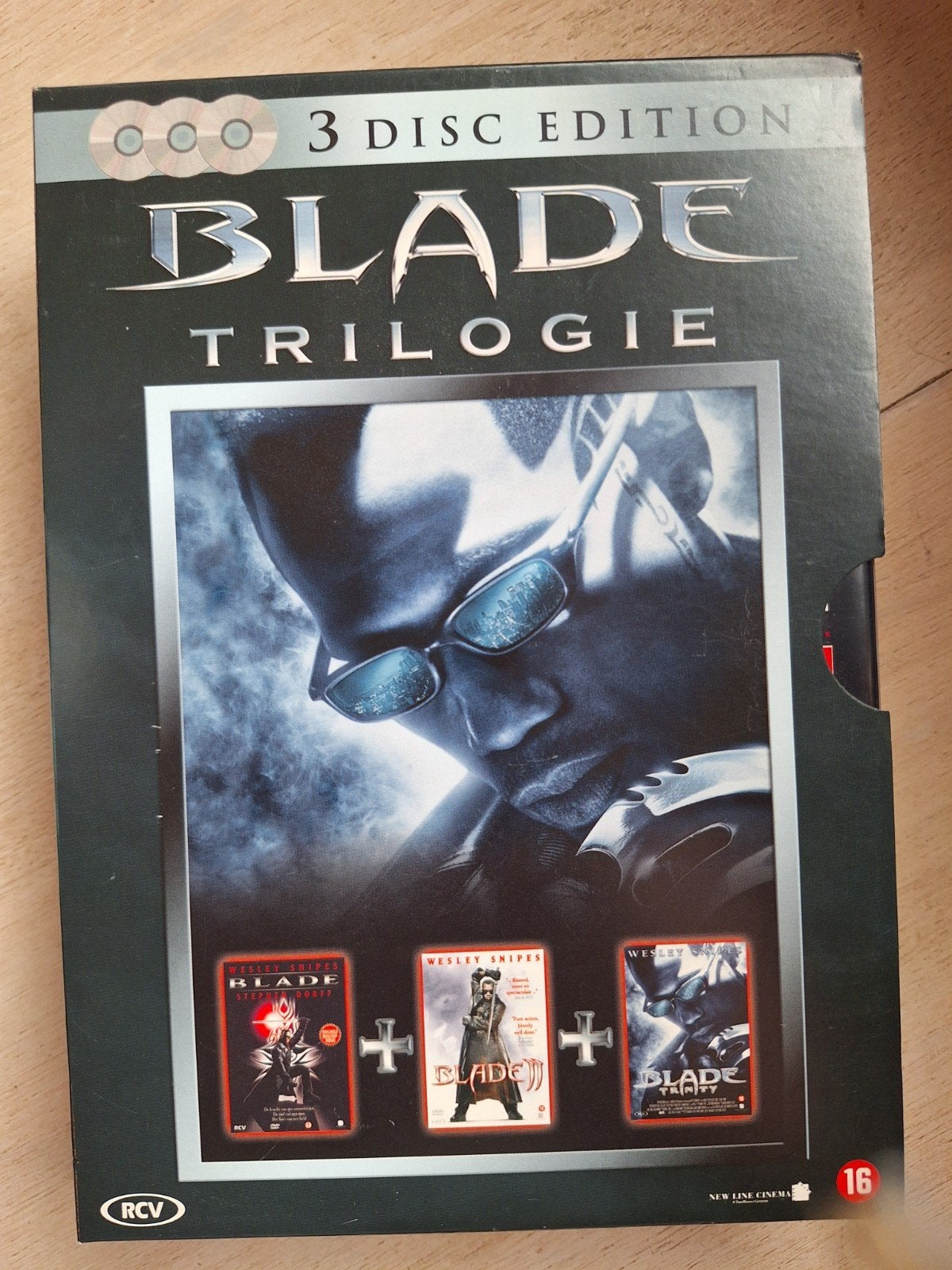 Blade Trilogie - 3 Disc Edition (DVD), CD & DVD, DVD | Thrillers & Policiers, À partir de 16 ans, Enlèvement ou Envoi, Thriller d'action