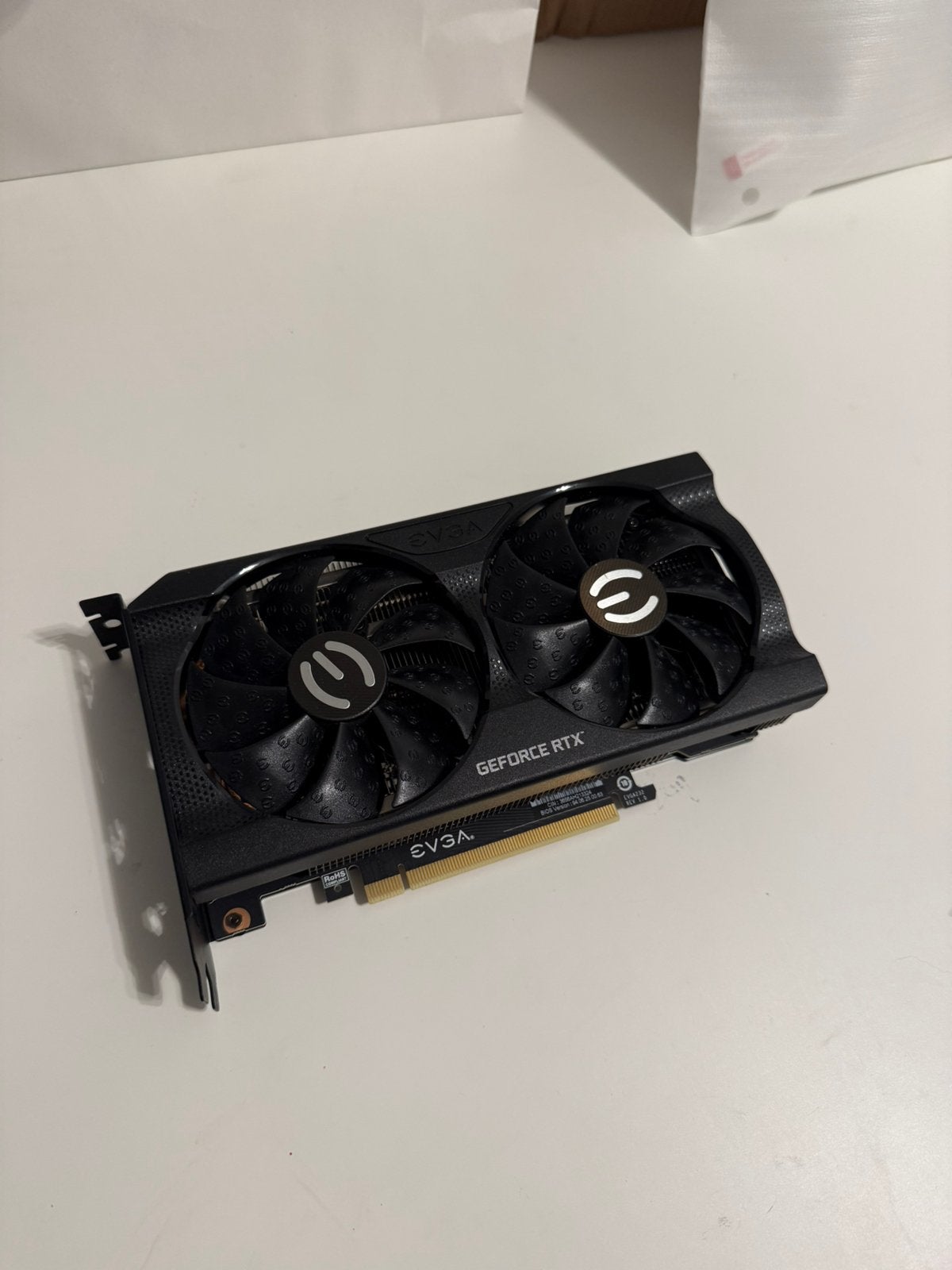 EVGA grafische kaart, Computers en Software, Ophalen of Verzenden, Zo goed als nieuw, GDDR6, Nvidia