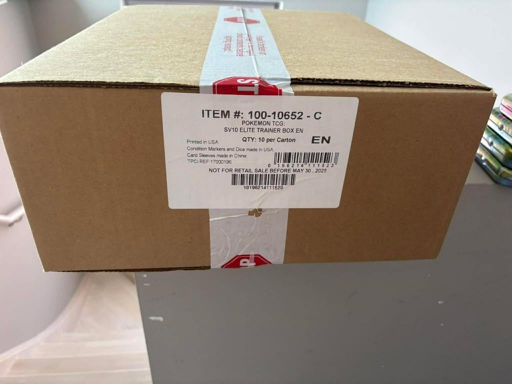 Mint sealed case ETB's Destined Rivals, Ophalen