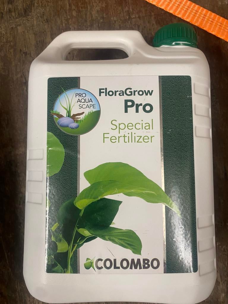 Colombo floragrow PRO 2,5liter, Dieren en Toebehoren, Ophalen, Zo goed als nieuw
