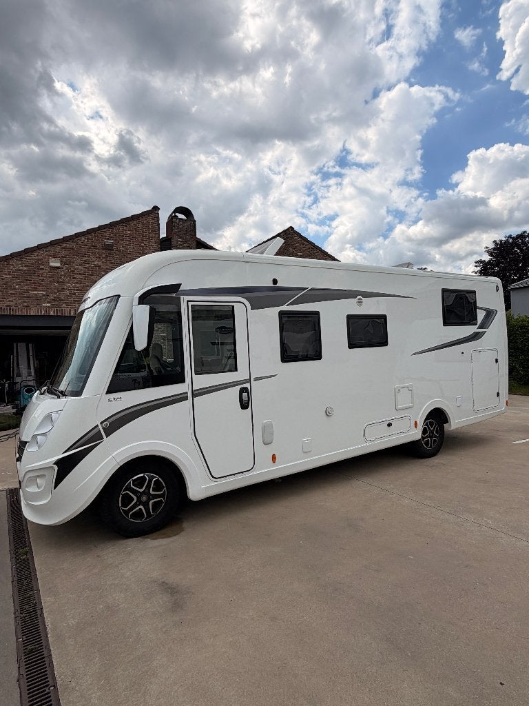 Fleurette discover 75 automaat full optie, Fiat, Vloeistofverwarming, 7 tot 8 meter, Bedrijf