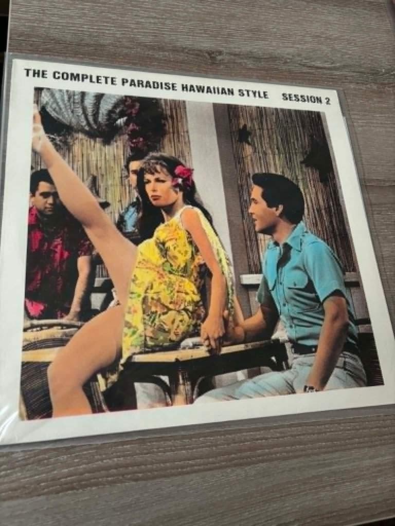 Elvis bootleg lp, The complete Paradise Hawayan style, Ophalen of Verzenden, Zo goed als nieuw, Rock-'n-Roll, 12 inch