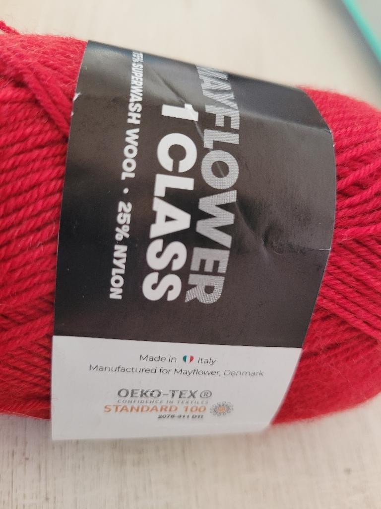 lot 5 ballen Mayflower breigaren/wol en nylon, Hobby en Vrije tijd, Breien en Haken, Verzenden, Nieuw, Breien, Wol of Garen