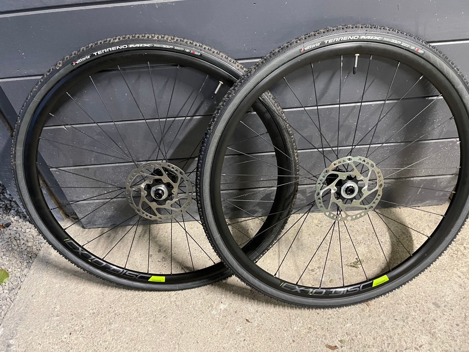 Roue cyclo-cross, Enlèvement ou Envoi, Comme neuf, Roue