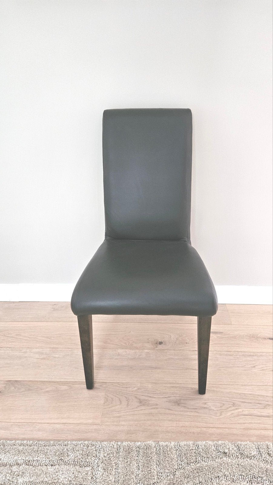 10 leren stoelen in uitstekende staat, Ophalen, Bruin