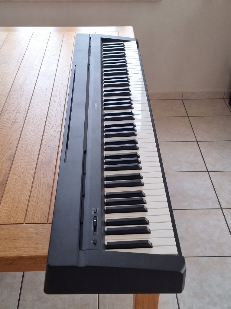 Piano numérique Yamaha P45B + housse robuste, 88 touches, Sensitif, Yamaha, Enlèvement