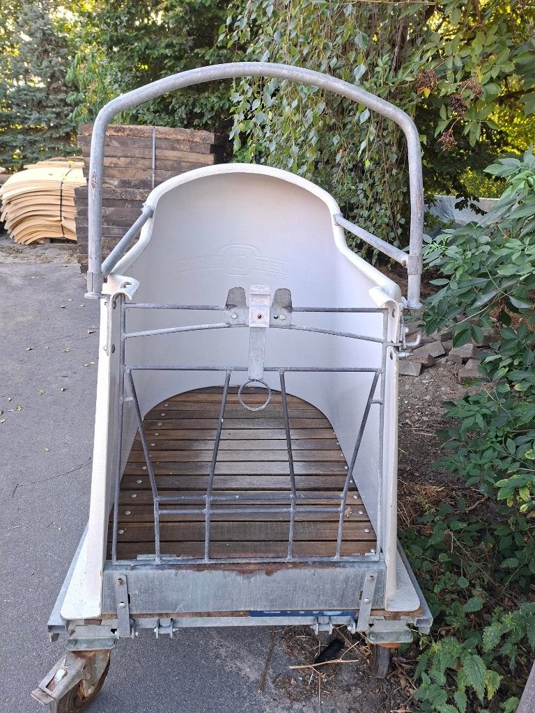 kalverhut, Ophalen, Veehouderij, Stalinrichting