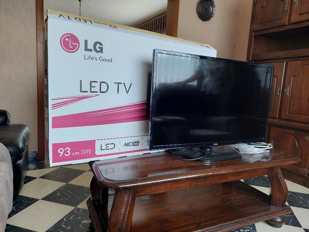 LG Led TV, Audio, Tv en Foto, Televisies, Ophalen, 80 tot 100 cm, LG, Gebruikt