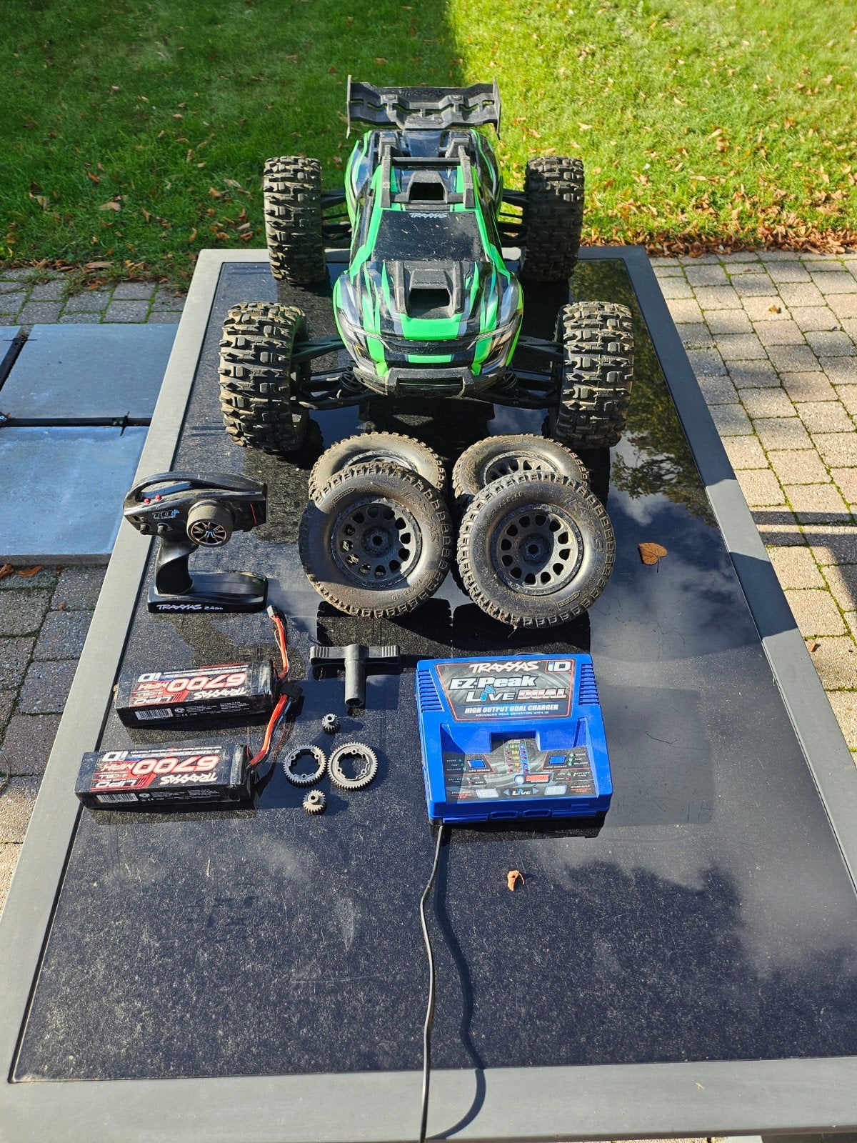 Traxxas XRT, Hobby & Loisirs créatifs, Échelle 1:8, Voiture off road, Enlèvement, Utilisé