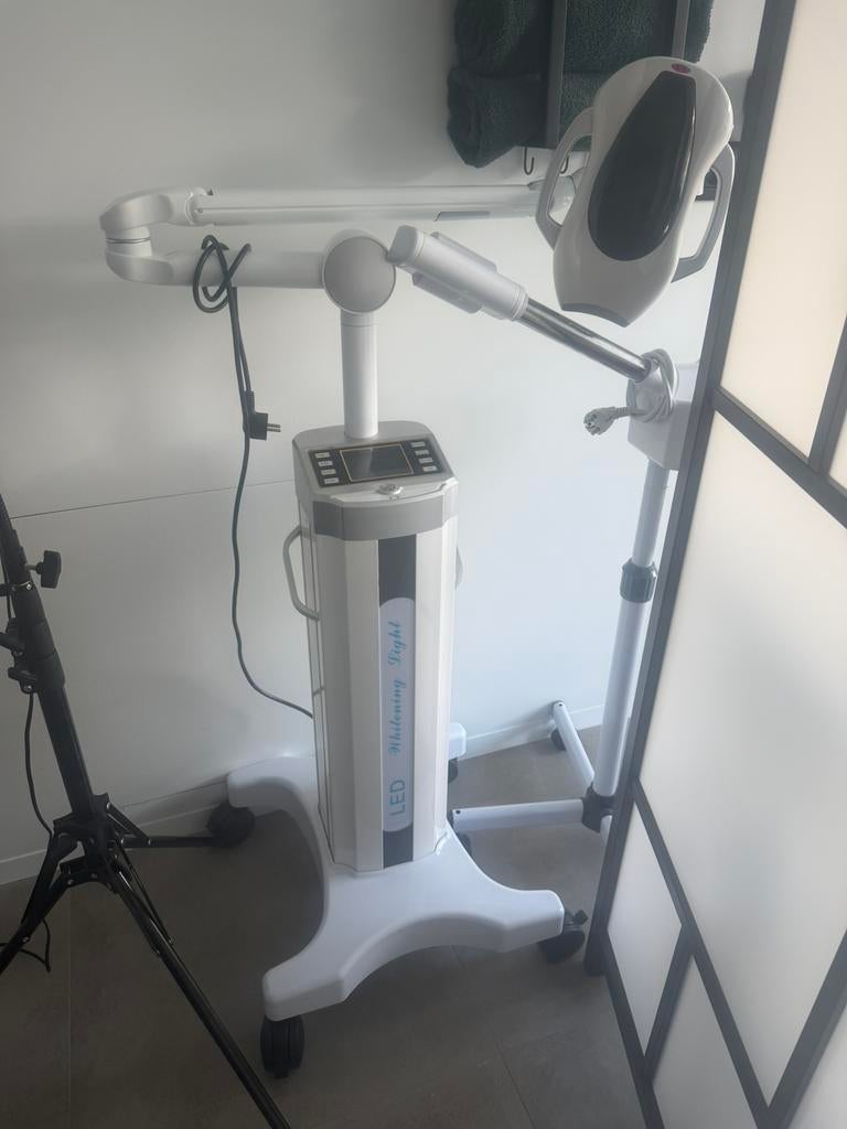 Tandenbleeklamp Robo - Premium White, Zakelijke goederen, Ophalen