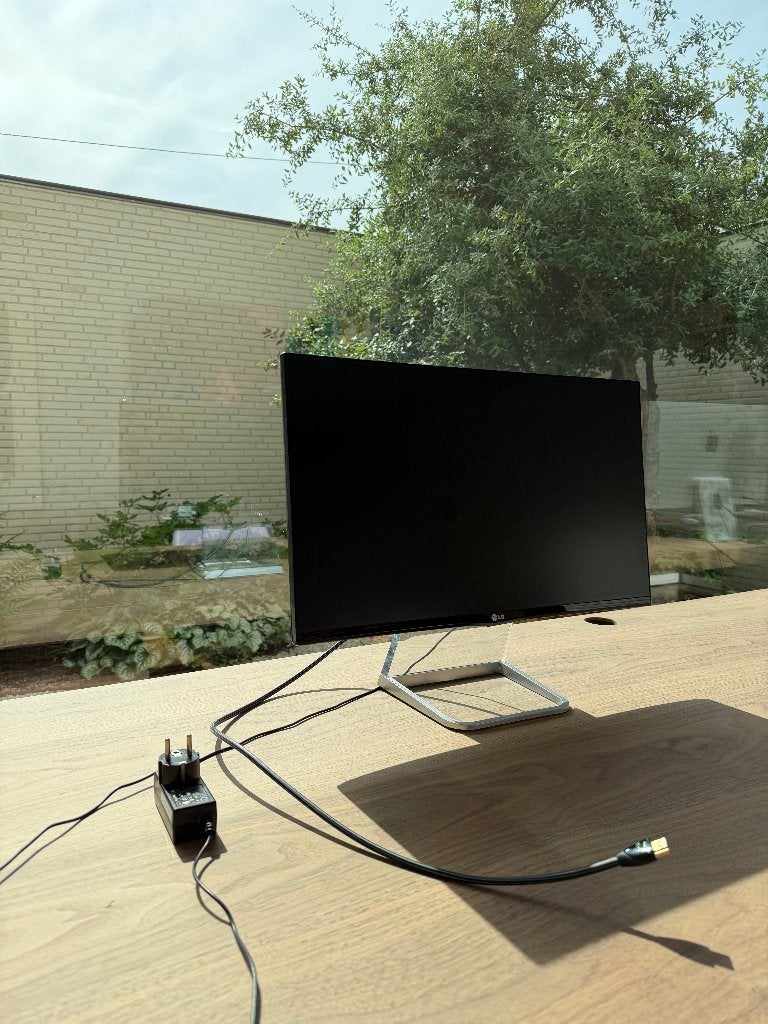 LG 24" LED Monitor HDMI Full HD, Computers en Software, Monitoren, Ophalen, Zo goed als nieuw, 61 t/m 100 Hz, LG