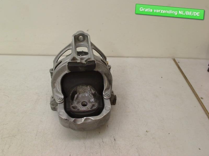 MOTORSTEUN RECHTS Audi A4 (B9) (4m0199372lp), Auto-onderdelen, Info@audi.de, Audi, Audi AG, Gebruikt