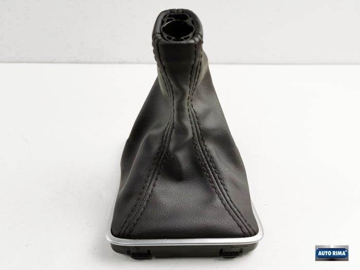 Enveloppe levier de vitesse d'un Volvo V40, -, 3 mois de garantie, -, -