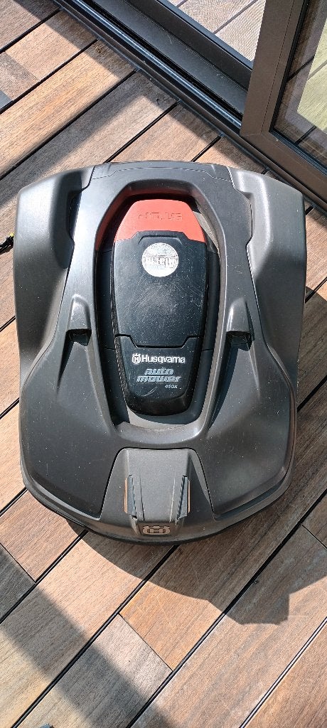 Tondeuse robot HUSQVARNA 450X, Enlèvement, Utilisé, 20 m² ou plus, Herbe