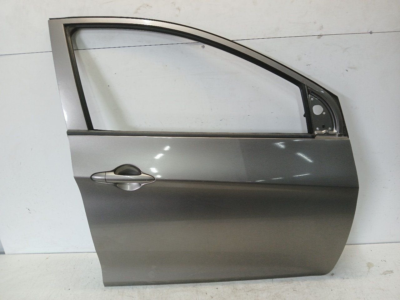 Portier rechts voor Kia Picanto, Auto-onderdelen, Onderdelen@venauto.nl, Van der Ven Autorecycling B.V., Ettenseweg 76, 4706 PB Roosendaal, The Netherlands