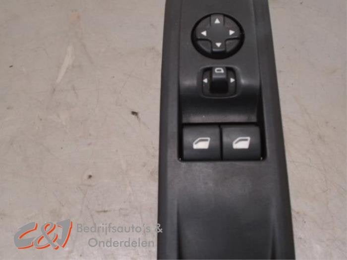 Elektrisch Raam Schakelaar van een Peugeot Expert, Gebruikt, -, -, Ophalen of Verzenden