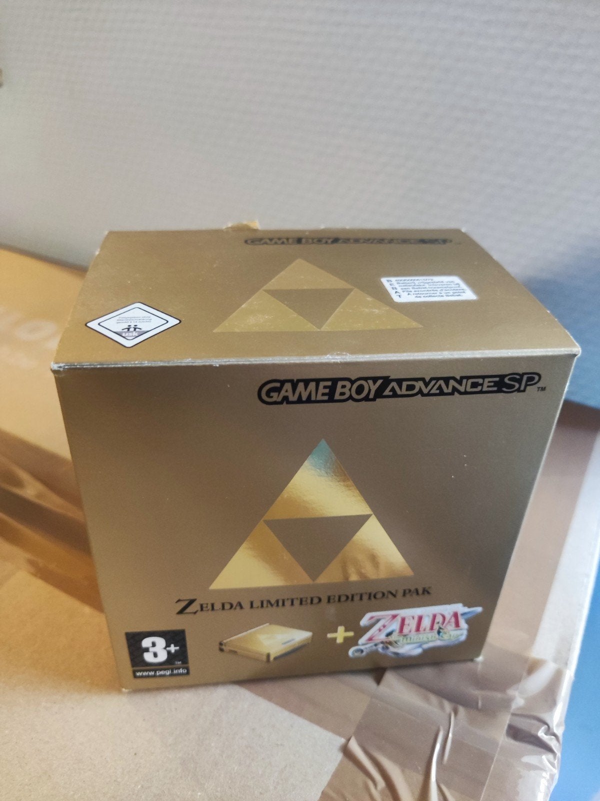 Game Boy Advance SP Zelda Minish pet in beperkte oplage, Ophalen