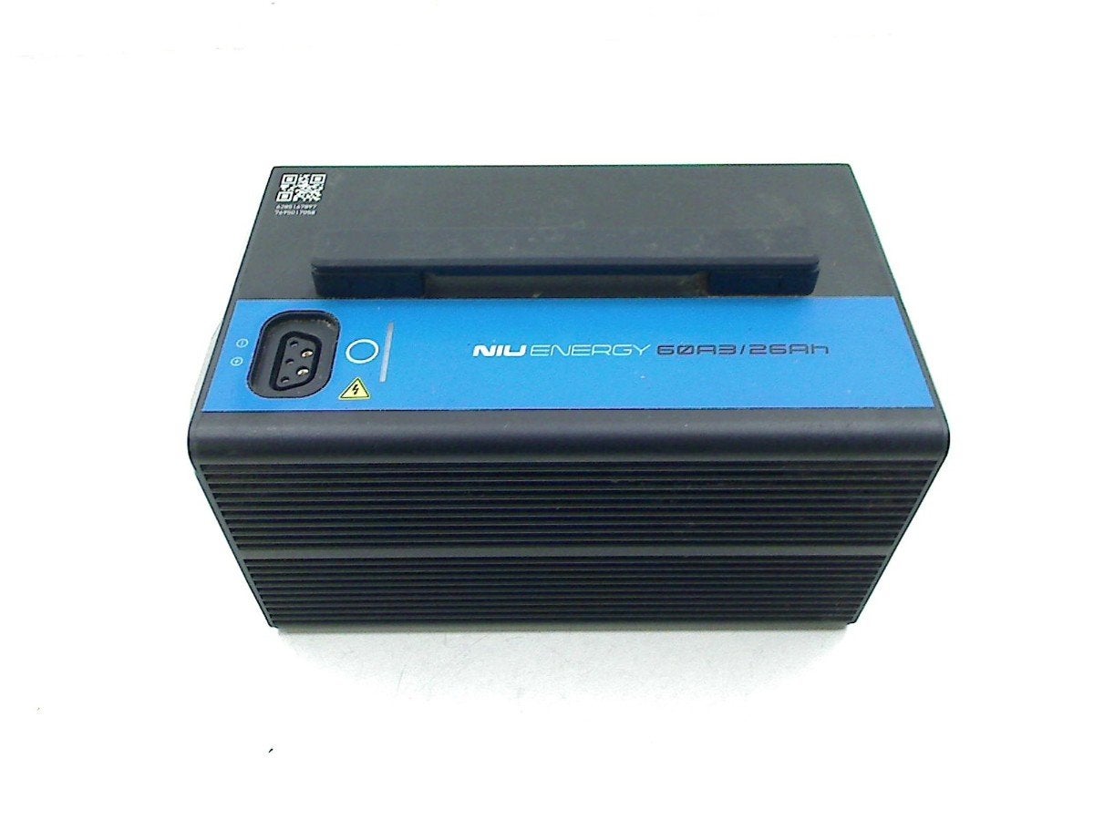 BATTERIE 60A3/26ah NQi GTS 2023 45KM EU (01-2020/-), P.J. Troelstraweg 8 8
3144 CX  MAASSLUIS, NL, Info@cama-motorparts.nl, Utilisé