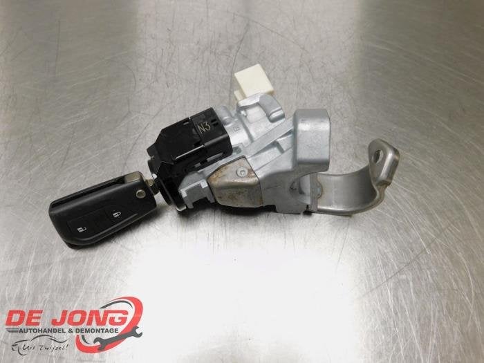 Serrure de contact + clé d'un Peugeot 108, -, 3 mois de garantie, Utilisé, -