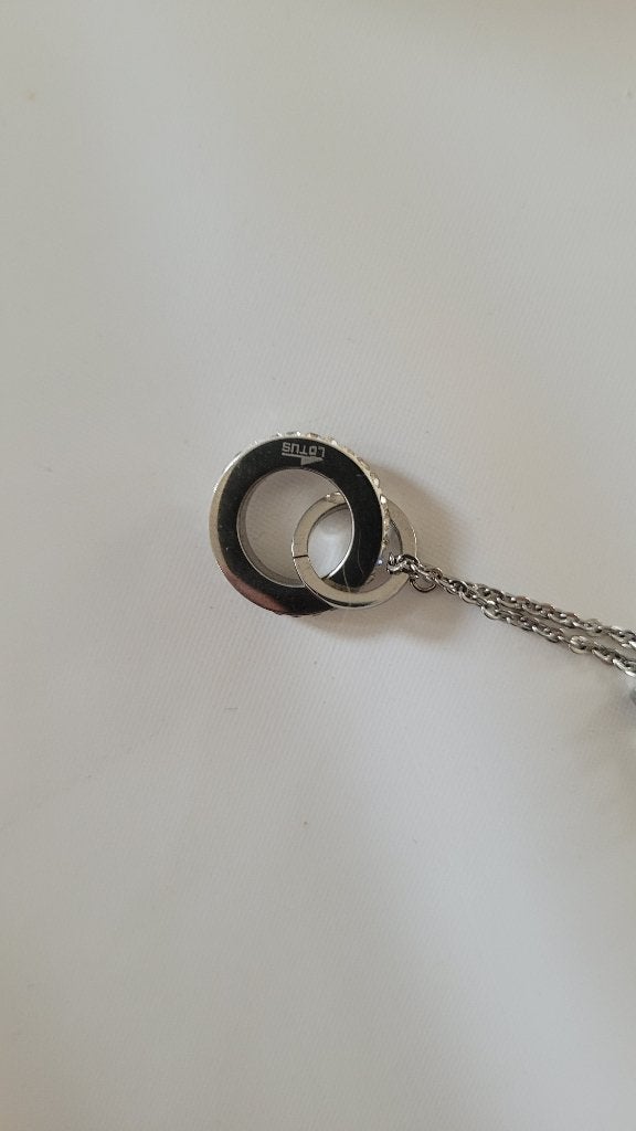 Lotus oorbellen, Handtassen en Accessoires, Oorbellen, Met kristal, Overige materialen, Ophalen of Verzenden, Zilver