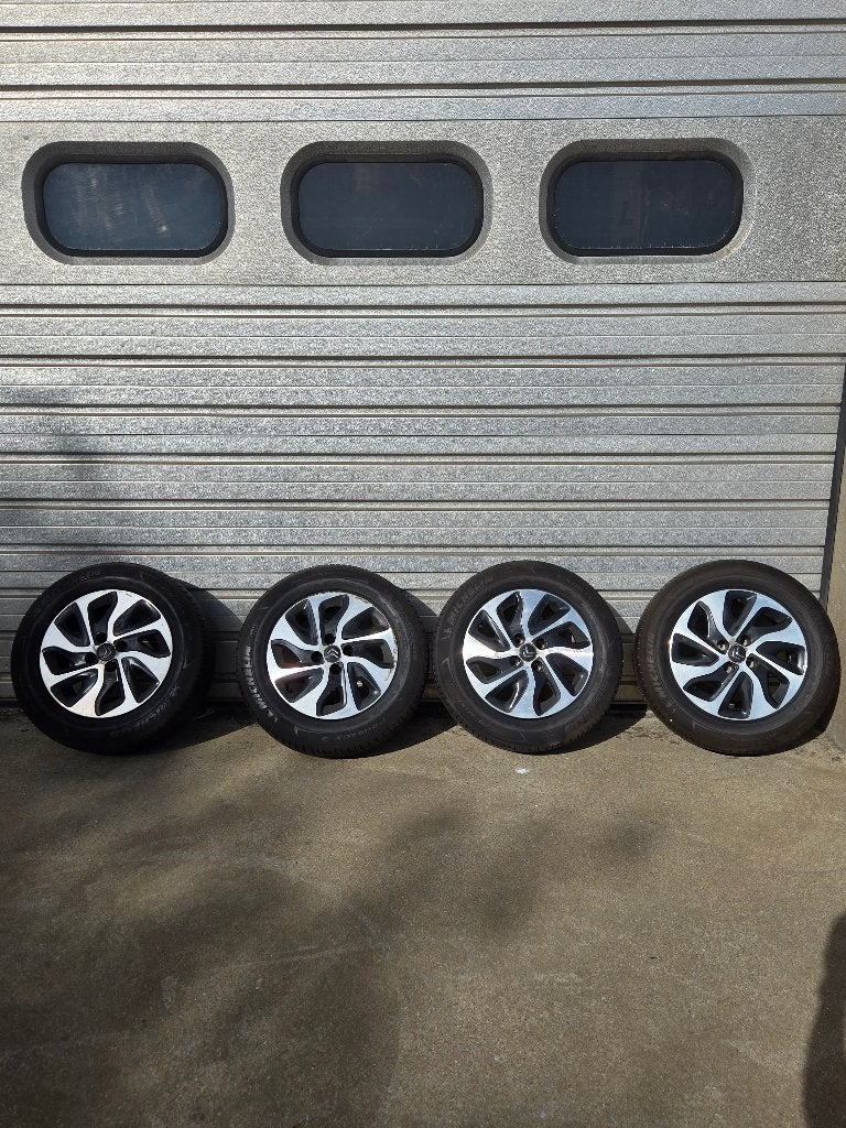 Originele Citroën 16 inch lichtmetalen velgen + banden, Auto-onderdelen, Ophalen, Velg(en), 16 inch, Personenwagen