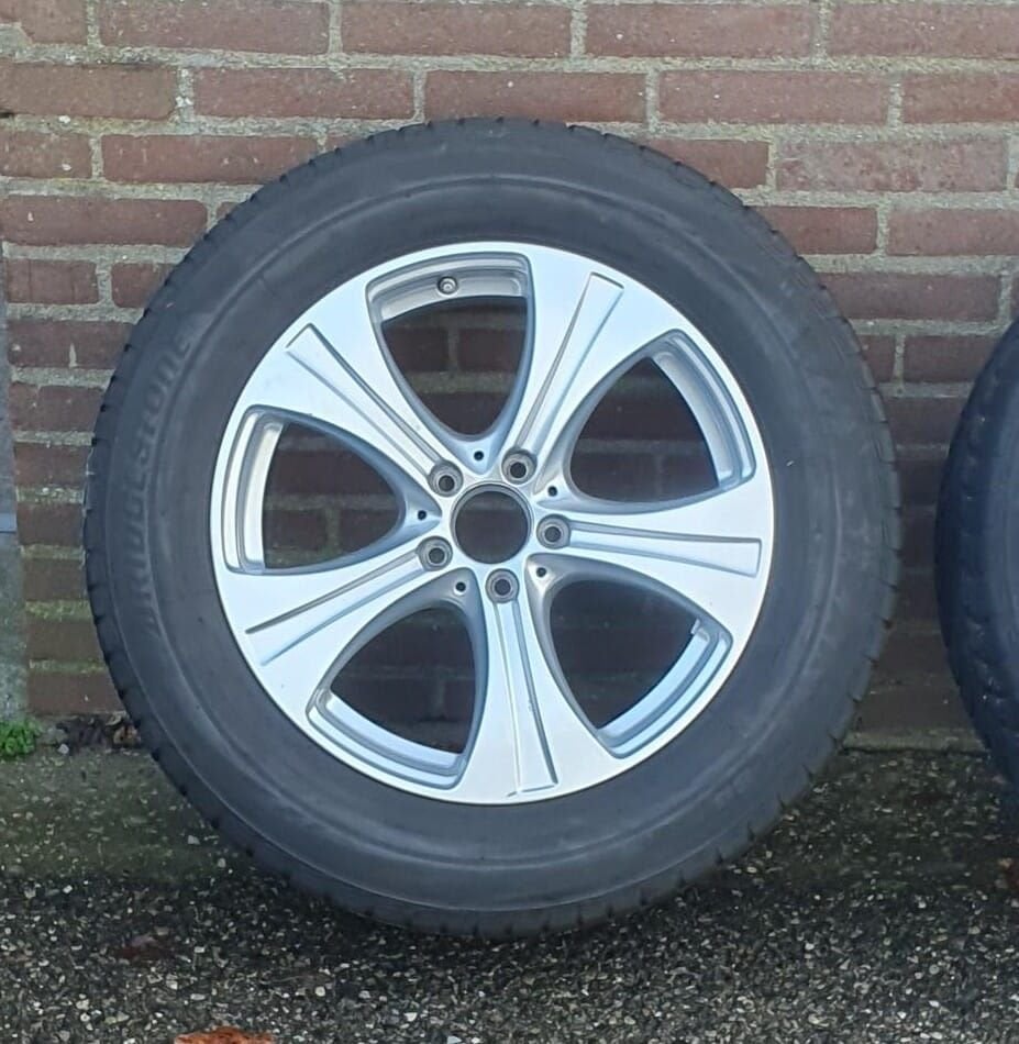 Winterset 18" Mercedes Benz GLC klasse met TPMS sensor, Auto-onderdelen, Banden en Velgen, 18 inch, Gebruikt, -, -