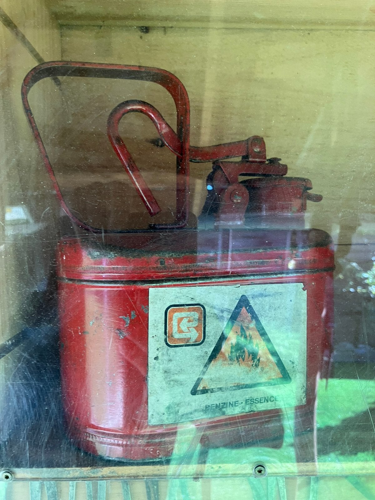 Oude benzine of olie can, Antiek en Kunst, Antiek | Gereedschap en Instrumenten, Ophalen