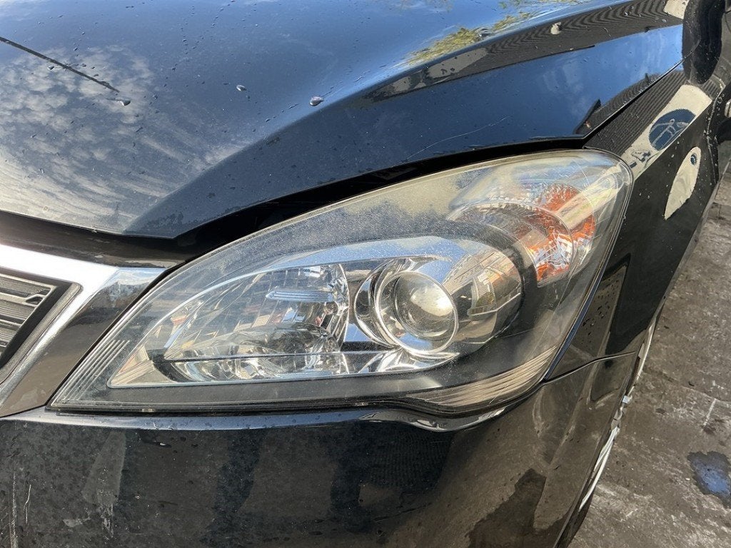 PHARE / OPTIQUE AVANT GAUCHE Kia Cee'd Sporty Wagon (EDF), Kia, Info@kia.de, Utilisé, Theodor-Heuss-Allee 11
60486  Frankfurt am Main, DE