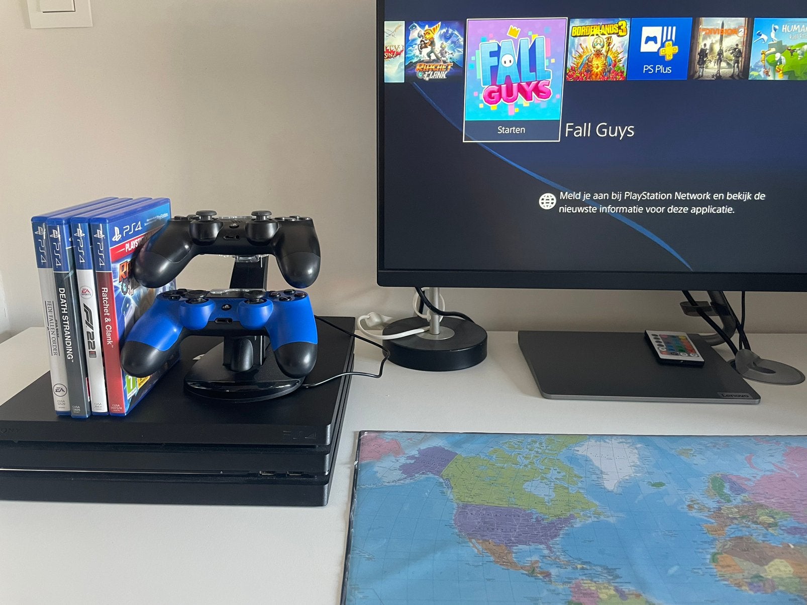 Playstation 4 Pro met 2 controllers en 4 games, Games en Spelcomputers, Spelcomputers | Sony PlayStation 4, Ophalen, Met games
