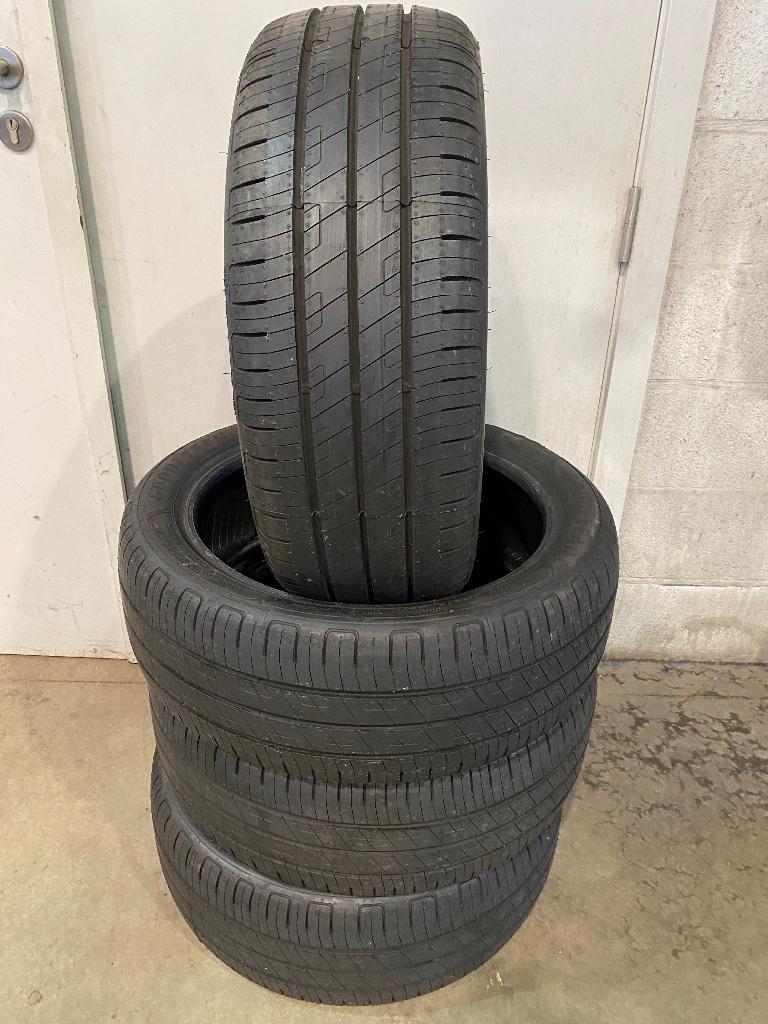 205/45 R17 GOODYEAR & PIRELLI -- Zomer ++ All season, Auto-onderdelen, Banden en Velgen, Band(en), Zomerbanden, 17 inch, 205 mm